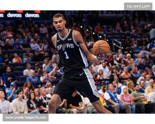 湖人119-132不敌马刺，NBA杯八强战文班亚马缺阵马刺仍晋级